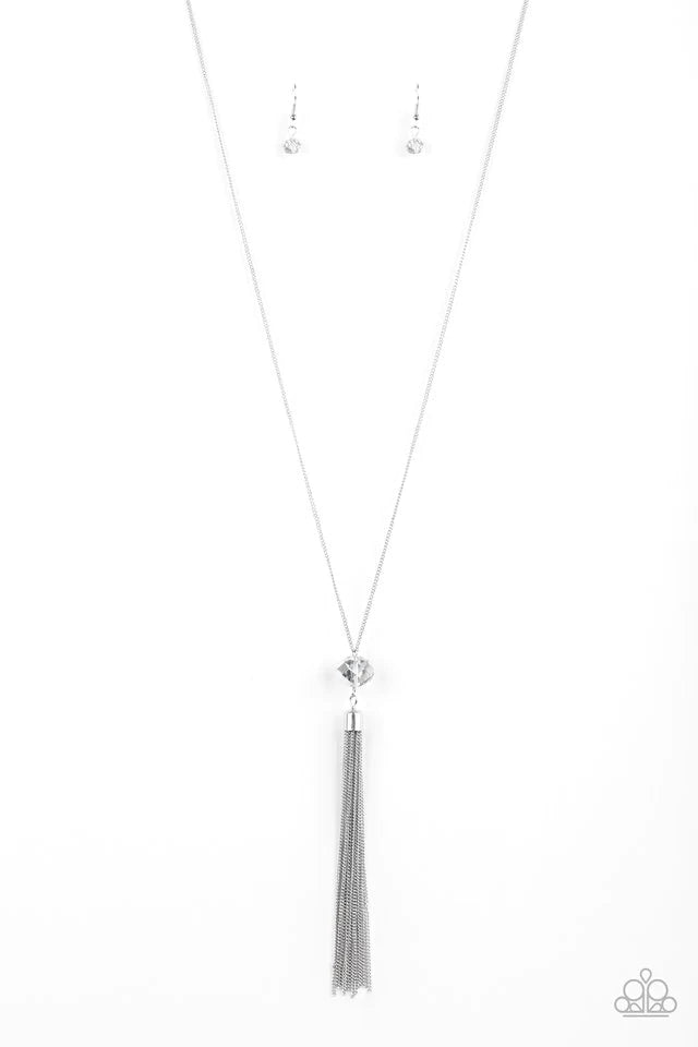 Socialite of the Season - Silver necklace C005