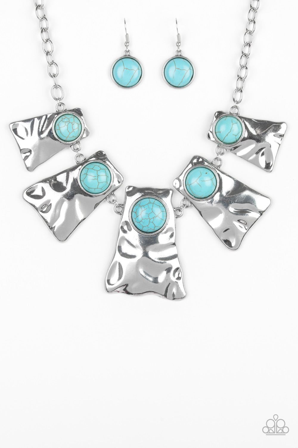 Cougar - Blue necklace 2058