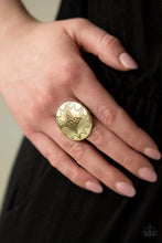 Load image into Gallery viewer, Rural Radius - Brass ring 1521
