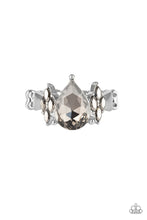 Load image into Gallery viewer, Yas Queen - Silver ring 2085
