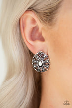 Load image into Gallery viewer, Treasure Retreat - Silver post earring 519
