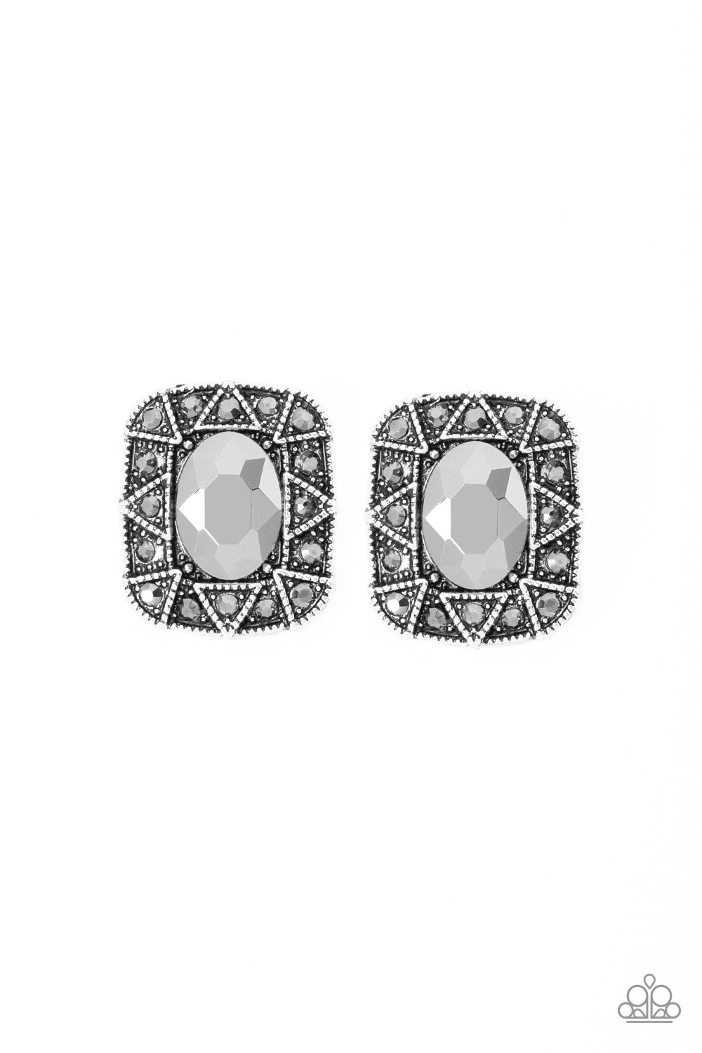 Young Money - Silver post earring 2122