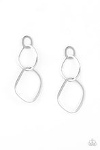 Load image into Gallery viewer, Twisted Trio - Silver Earring 977
