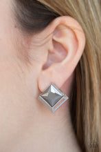 Load image into Gallery viewer, Stellar Square - Silver post earring 977
