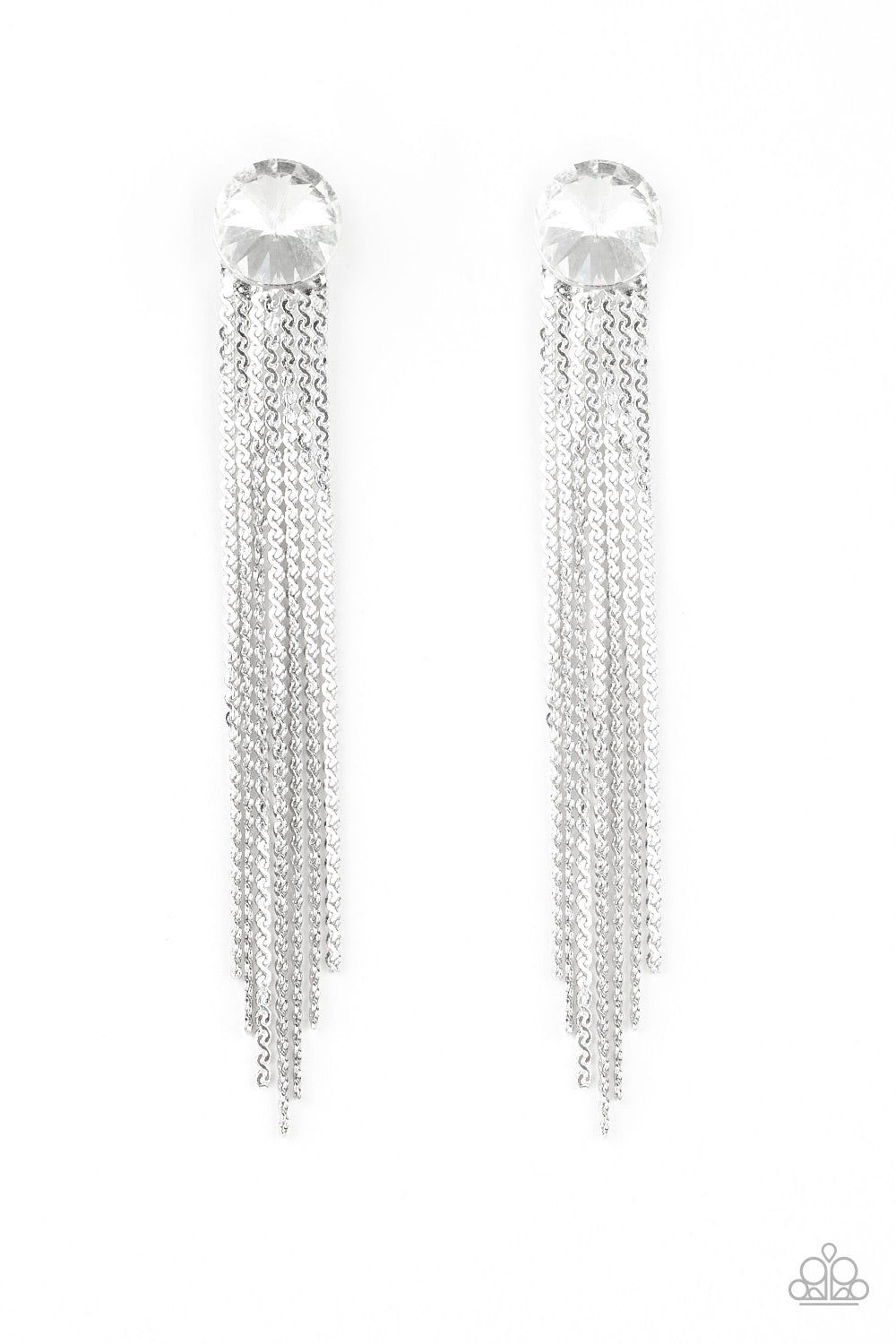 Level Up - White post earring 809