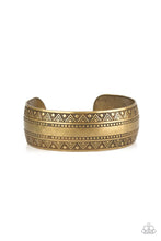 Load image into Gallery viewer, Desert Peaks - brass bracelet F029
