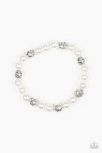 Load image into Gallery viewer, Poised For Perfection - White bracelet F100

