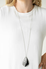 Load image into Gallery viewer, Impressive Edge - Black necklace 1503
