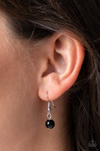 Load image into Gallery viewer, Out of Bounds Shimmer - black necklace 588
