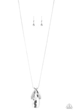 Load image into Gallery viewer, Stellar Sophistication - White necklace 996
