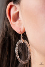 Load image into Gallery viewer, Glimmer Goals - Rose gold necklace 840
