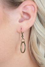 Load image into Gallery viewer, Space Walk - Brass necklace 1534
