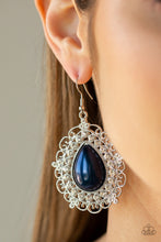 Load image into Gallery viewer, Incredibly Celebrity - Blue earring 1517
