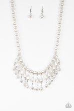 Load image into Gallery viewer, Miss Majestic - White necklace 945
