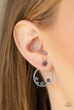 Load image into Gallery viewer, Top-Notch Twinkle - Silver earring 882
