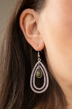 Load image into Gallery viewer, Drops of Color - Green earring 927
