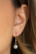 Load image into Gallery viewer, Unapologetic Flirt - Silver necklace A005
