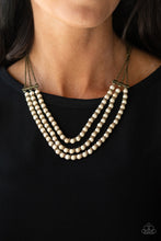 Load image into Gallery viewer, Terra Trails - White necklace 886
