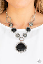 Load image into Gallery viewer, Sedona Drama - Black necklace B014
