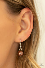 Load image into Gallery viewer, Pearl Prodigy - brown necklace 719
