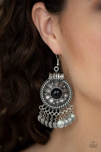 Load image into Gallery viewer, Rural Rhythm - Black earring 595
