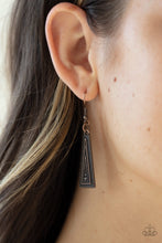 Load image into Gallery viewer, Metro Mane - copper necklace 826
