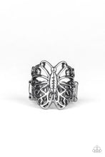 Load image into Gallery viewer, Wouldn't hurt a butterfly - black ring D086
