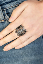 Load image into Gallery viewer, Wouldn't hurt a butterfly - black ring D086
