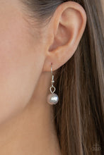 Load image into Gallery viewer, Uptown Opulence - silver necklace 711
