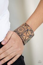 Load image into Gallery viewer, Cork Culture - Multi Urban snap bracelet C028
