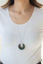 Load image into Gallery viewer, Setting The Fashion - Green necklace 1994
