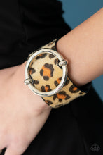 Load image into Gallery viewer, Asking FUR Trouble - Brown SNAP BRACELET A083
