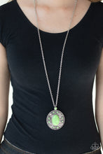 Load image into Gallery viewer, Sunset Sensation - Green necklace 601
