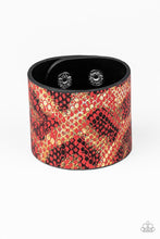 Load image into Gallery viewer, Serpent Shimmer - Red urban snap bracelet C028
