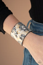 Load image into Gallery viewer, Serpent Shimmer - multi urban bracelet
