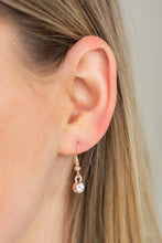 Load image into Gallery viewer, Royal Iridescence - rose gold necklace 791
