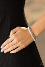 Load image into Gallery viewer, Dewy Dandelions - White bracelet D022

