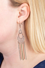 Load image into Gallery viewer, Insane Chain - multi EARRING 739
