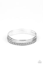 Load image into Gallery viewer, Flawless Flaunter - silver bracelet F018
