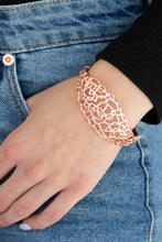 Load image into Gallery viewer, Airy Asymmetry - Rose Gold hinge bracelet 970
