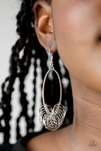 Load image into Gallery viewer, Halo Effect - Silver earring 952
