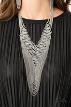Load image into Gallery viewer, Paparazzi The Defiant 2020 ZI necklace
