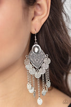 Load image into Gallery viewer, Garden Explorer - silver earring 788
