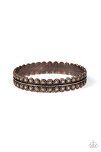 Load image into Gallery viewer, Rustic Relic - Copper bracelet F011
