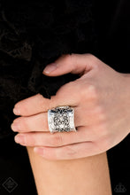 Load image into Gallery viewer, Me, Myself, and IVY - Silver ring 1643
