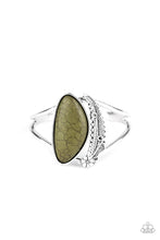 Load image into Gallery viewer, Out In The Wild - Green cuff bracelet F101
