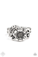 Load image into Gallery viewer, Oceanside Orchard - silver ring 2102
