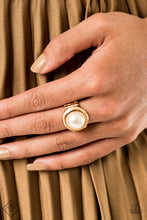 Load image into Gallery viewer, Prim and PROSPER - Gold ring 1516
