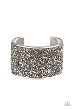 Load image into Gallery viewer, Stellar Radiance - Silver cuff bracelet E071
