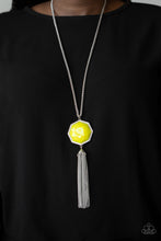 Load image into Gallery viewer, Prismatically Polygon - Yellow necklace 589
